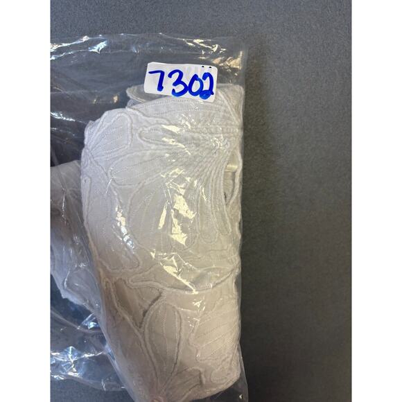 NWT H&M White Summer Top Floral Embroidered Criss Cross Back Thin M - Picture 10 of 10